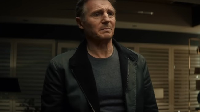Liam Neeson di film Blacklight. [Youtube]